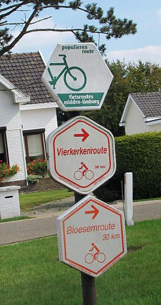 2de Madammen aan het stuur (78).JPG